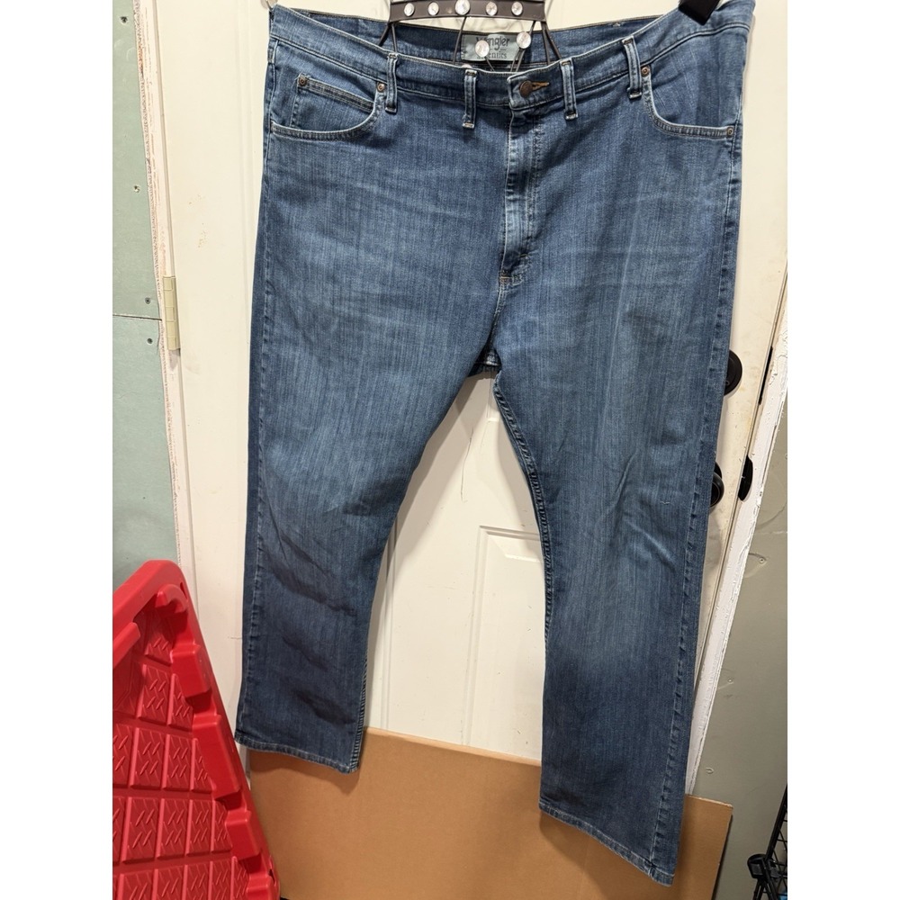 Preowned Wrangler Men's Authentic Jeans 44X 32 Comfort Regular Fit Blue